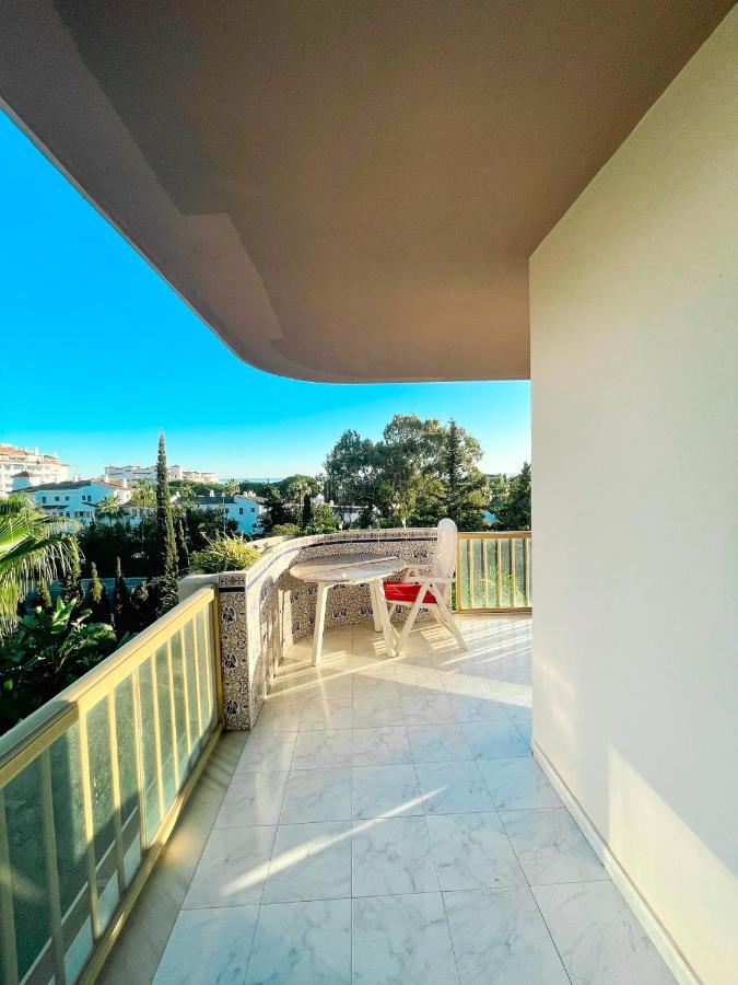 Great Puerto Banus Apartment Marbella Luaran gambar